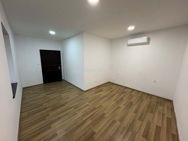 Eladó családi ház, Örkényen 54.9 M Ft, 3 szobás