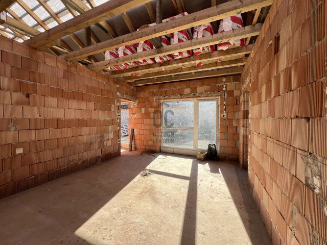 Eladó ikerház, Szigetszentmártonban 99.9 M Ft, 5 szobás