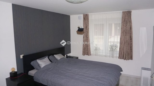 Eladó családi ház, Zalaegerszegen 120 M Ft, 6 szobás