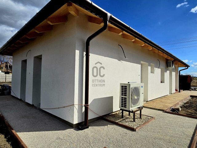 Eladó családi ház, Siófokon 81.9 M Ft, 4 szobás