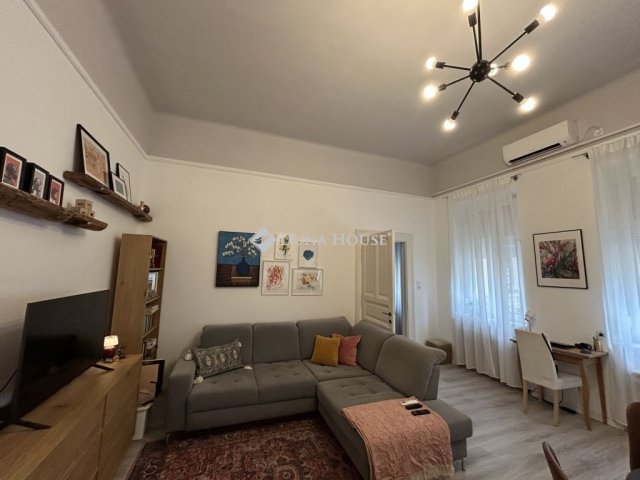 Eladó téglalakás, Budapesten, VIII. kerületben 105 M Ft