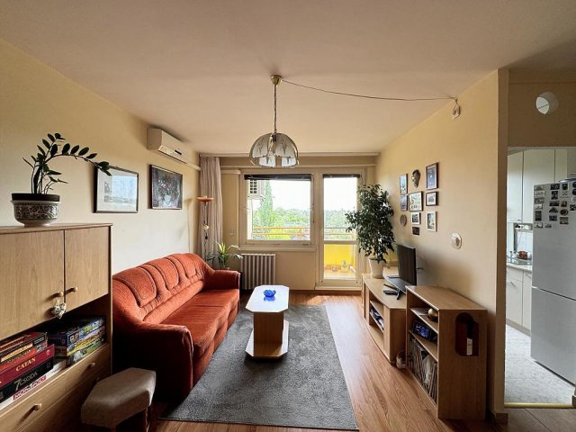 Eladó panellakás, Budapesten, III. kerületben 91.9 M Ft