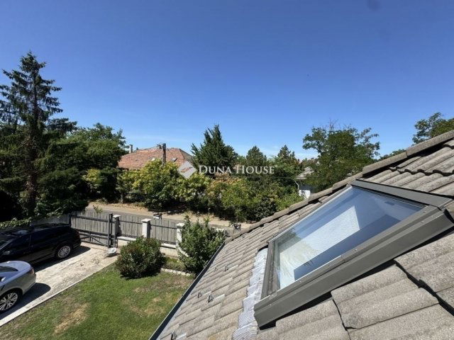 Eladó családi ház, Budapesten, IV. kerületben 199 M Ft, 6 szobás