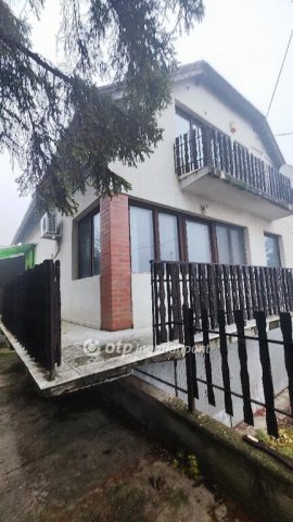 Eladó családi ház, Hajmáskéren 64.9 M Ft, 3+1 szobás