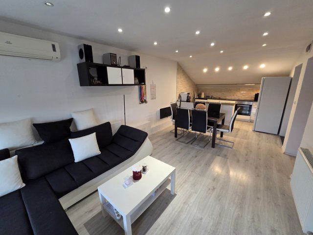 Eladó téglalakás, Székesfehérvárott 52.9 M Ft, 2 szobás