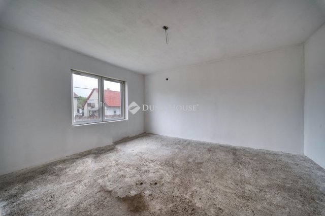 Eladó családi ház, Emődön 26 M Ft, 2 szobás