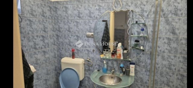 Eladó családi ház, Szegeden 36 M Ft, 1 szobás