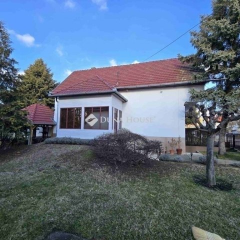 Eladó családi ház, Kecskeméten 95 M Ft, 3 szobás