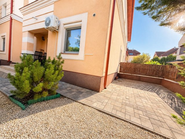 Kiadó téglalakás, albérlet, Debrecenben 270 E Ft / hó, 2 szobás