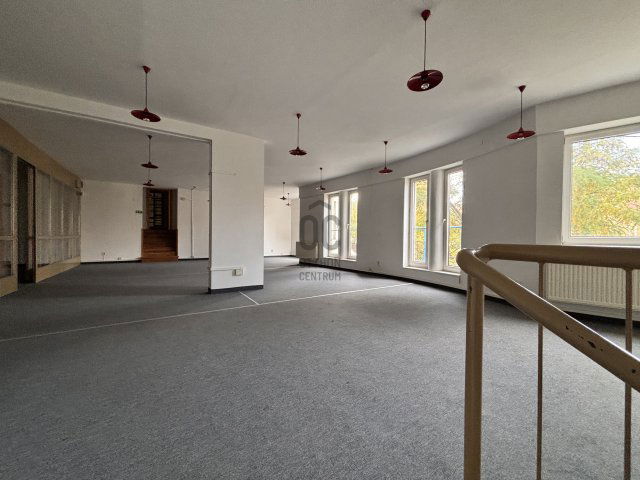 Eladó ipari ingatlan, Budapesten, II. kerületben 645.15 M Ft