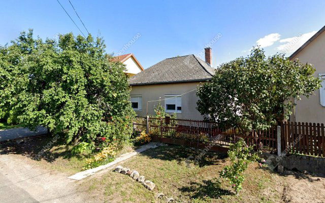 Eladó családi ház, Sárospatakon 29.9 M Ft, 3 szobás