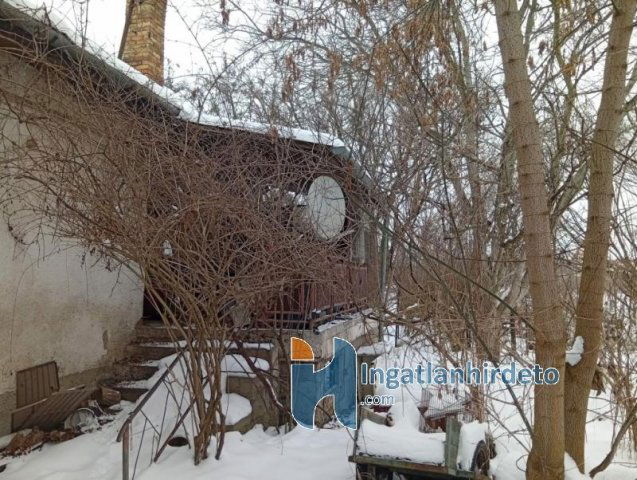 Eladó családi ház, Sződön 49.9 M Ft, 2 szobás