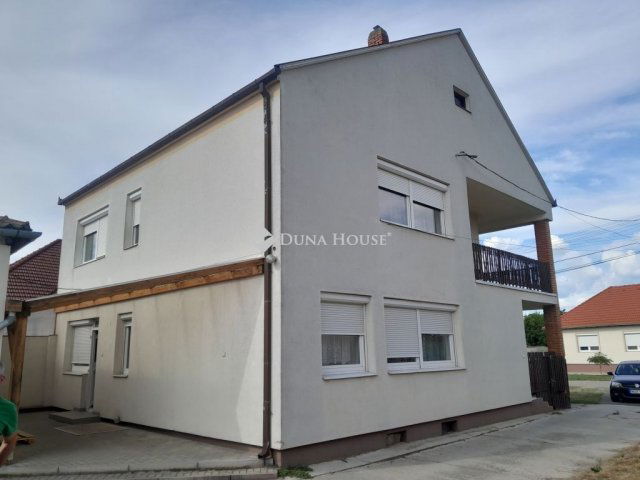 Eladó családi ház, Rábapordányon 49.9 M Ft, 5 szobás