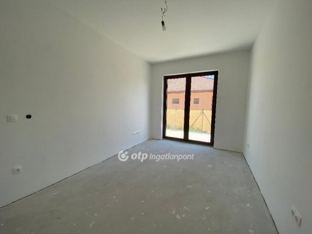 Eladó ikerház, Érden 119 M Ft, 4 szobás / költözzbe.hu