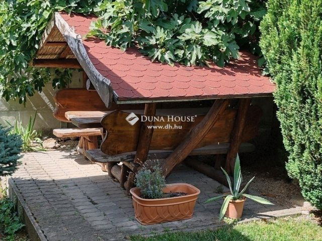 Eladó ikerház, Budapesten, XVII. kerületben 160 M Ft, 5 szobás