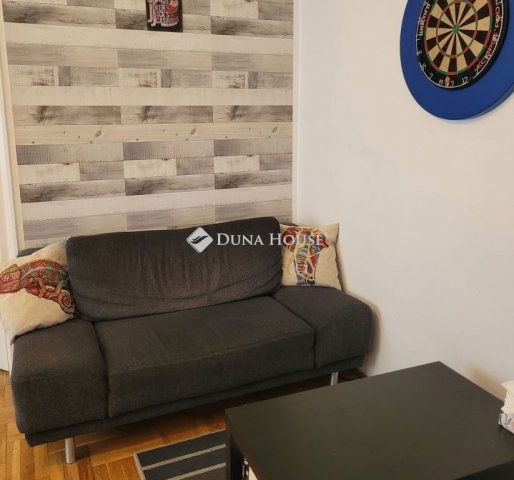 Eladó téglalakás, Budapesten, III. kerületben 76 M Ft