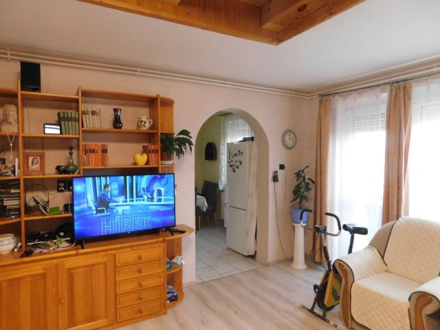 Eladó családi ház, Alsópáhokon 78.5 M Ft, 7+2 szobás