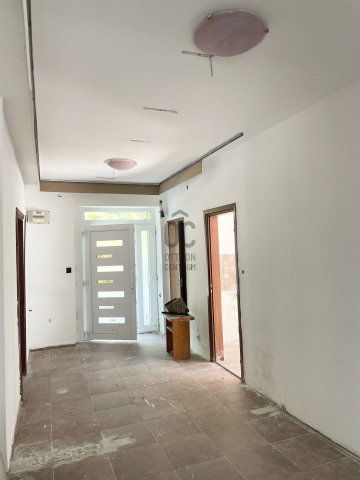 Eladó családi ház, Budapesten, II. kerületben 299 M Ft