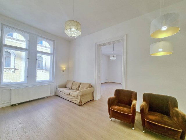 Kiadó téglalakás, albérlet, VI. kerületben, Paulay Ede utcában