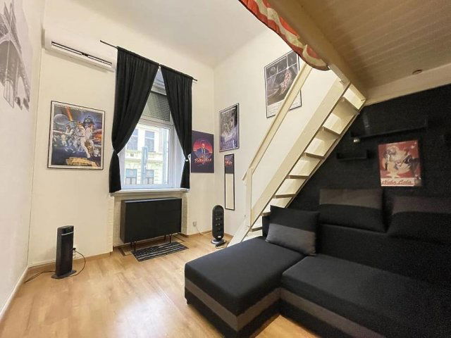 Eladó téglalakás, Budapesten, VII. kerületben, Jósika utcában