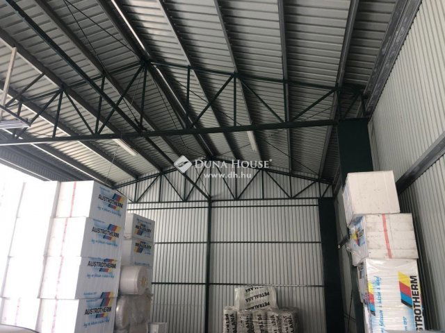 Eladó ipari ingatlan, Szentendrén 400 M Ft / költözzbe.hu