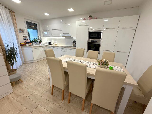 Eladó sorház, Kozármislenyen 114.9 M Ft, 5 szobás