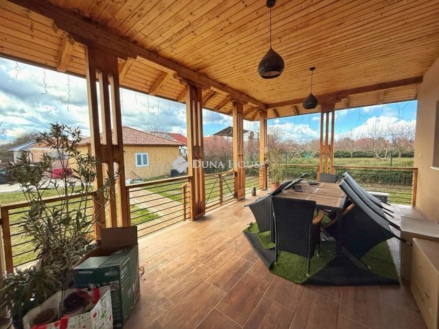 Eladó családi ház, Abában 129 M Ft, 4 szobás
