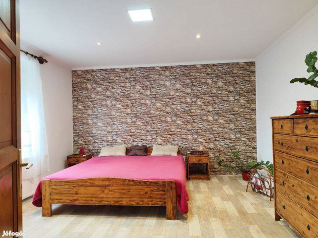 Eladó családi ház, Dombóváron 35 M Ft, 3 szobás