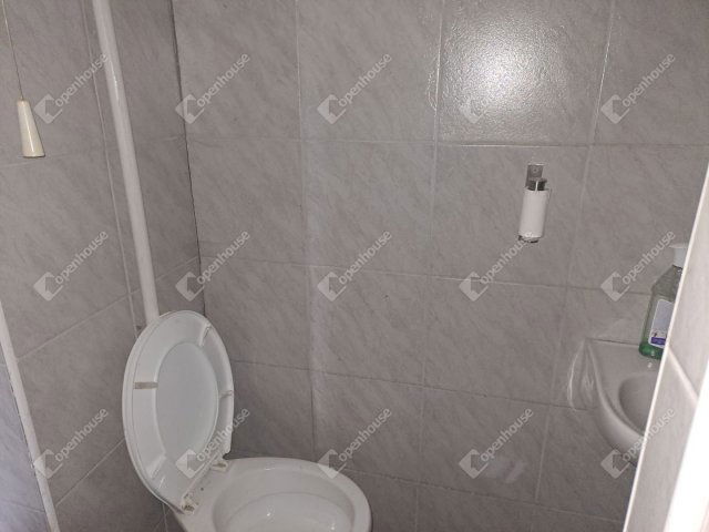 Eladó ipari ingatlan, Istvándin 15 M Ft / költözzbe.hu