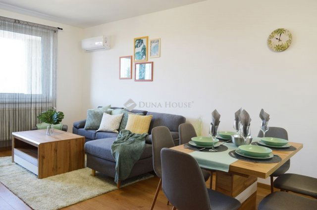 Kiadó téglalakás, albérlet, Debrecenben 320 E Ft / hó, 3 szobás