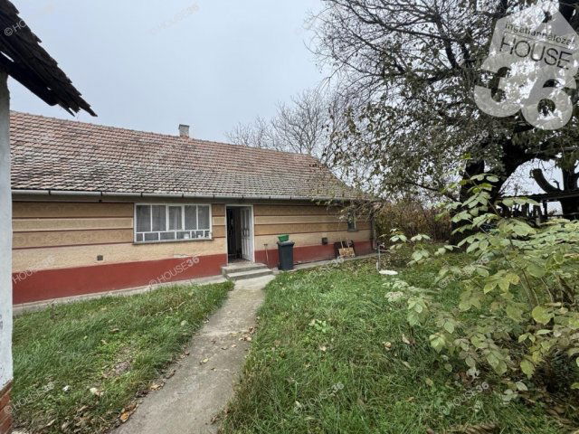 Eladó családi ház, Pálmonostorán 12.5 M Ft, 3 szobás
