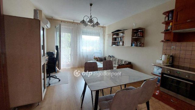 Eladó téglalakás, Budapesten, X. kerületben 65.9 M Ft