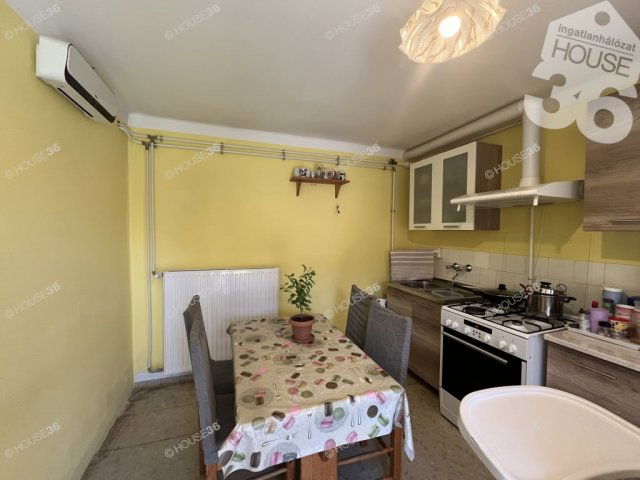 Eladó családi ház, Nagykőrösön 55.5 M Ft, 3 szobás