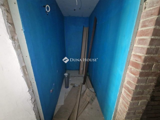 Eladó családi ház, Pellérden 8.9 M Ft, 2 szobás