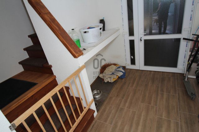 Eladó ipari ingatlan, Szigetmonostorban 50 M Ft