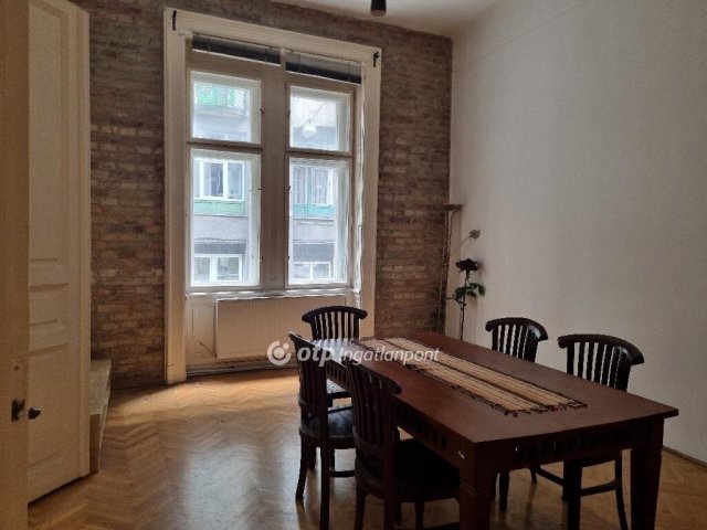 Eladó téglalakás, Budapesten, VII. kerületben 128.5 M Ft