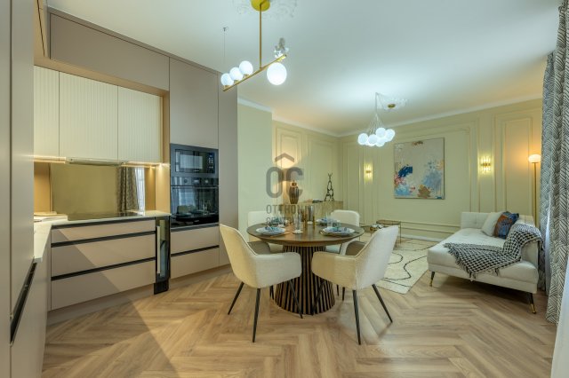 Eladó téglalakás, Budapesten, V. kerületben, Szervita téren