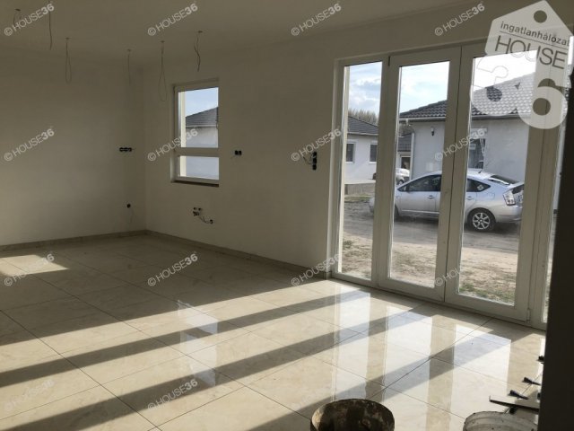 Eladó családi ház, Kecskeméten 87 M Ft, 3 szobás