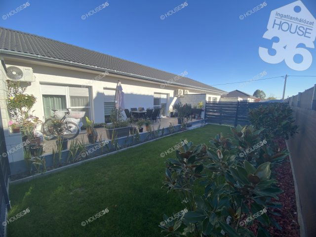 Eladó sorház, Kecskeméten 71.8 M Ft, 3 szobás