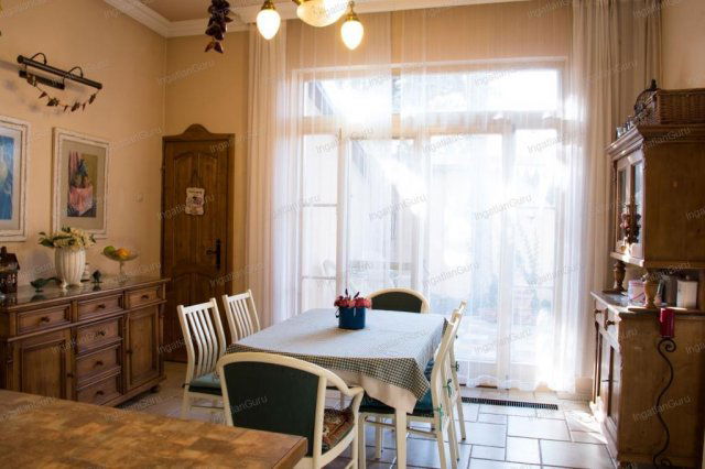 Kiadó családi ház, albérlet, Kecskeméten 800 E Ft / hó