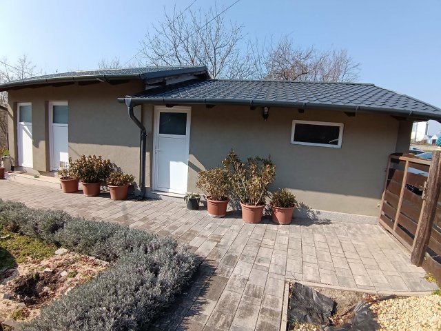 Eladó családi ház, Dadon 77.5 M Ft, 4 szobás