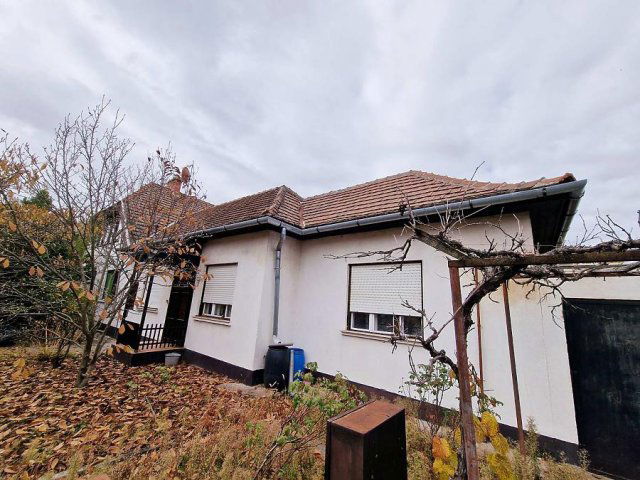 Eladó ikerház, Dunakeszin 64.9 M Ft, 3 szobás