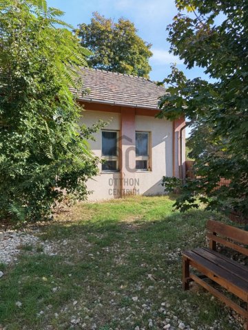 Eladó családi ház, Tatabányán 87 M Ft, 6 szobás