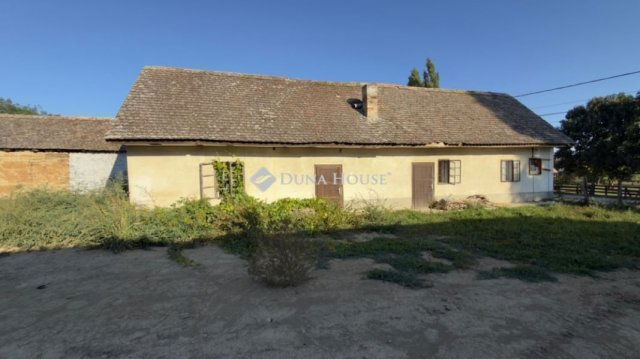 Eladó családi ház, Márokon 9.9 M Ft, 2 szobás