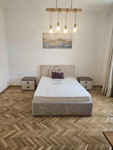 Kiadó téglalakás, albérlet, Budapesten, VI. kerületben