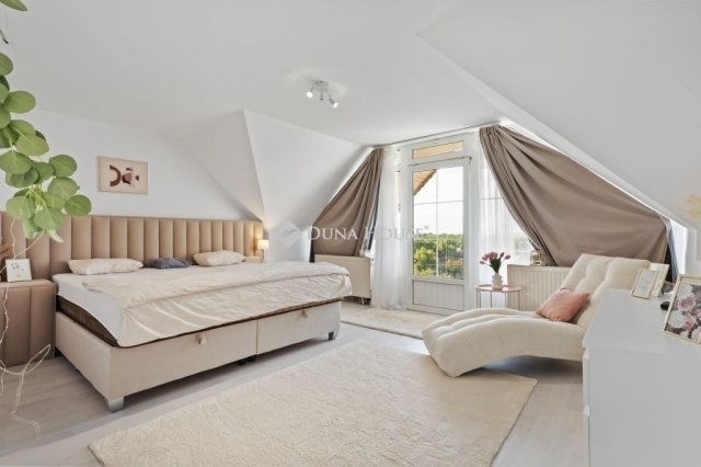 Eladó családi ház, Kozármislenyen 174.9 M Ft, 5 szobás