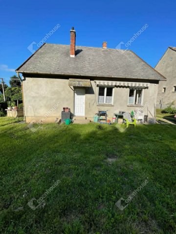 Eladó családi ház, Kaposváron 31.9 M Ft, 3 szobás