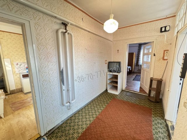 Eladó családi ház, Hevesen 15 M Ft, 2 szobás