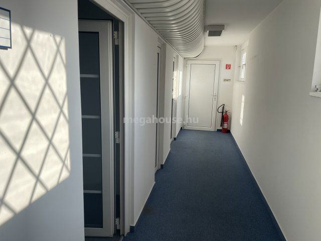 Kiadó iroda, Budaörsön 4985 E Ft / hó / költözzbe.hu