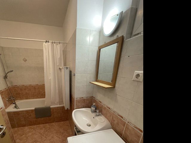 Kiadó téglalakás, albérlet, Székesfehérvárott 250 E Ft / hó